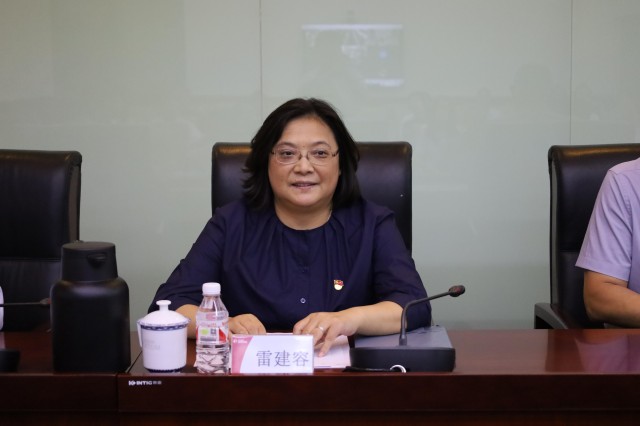 2122251164039092.jpg 雷书记讲话照片.JPG